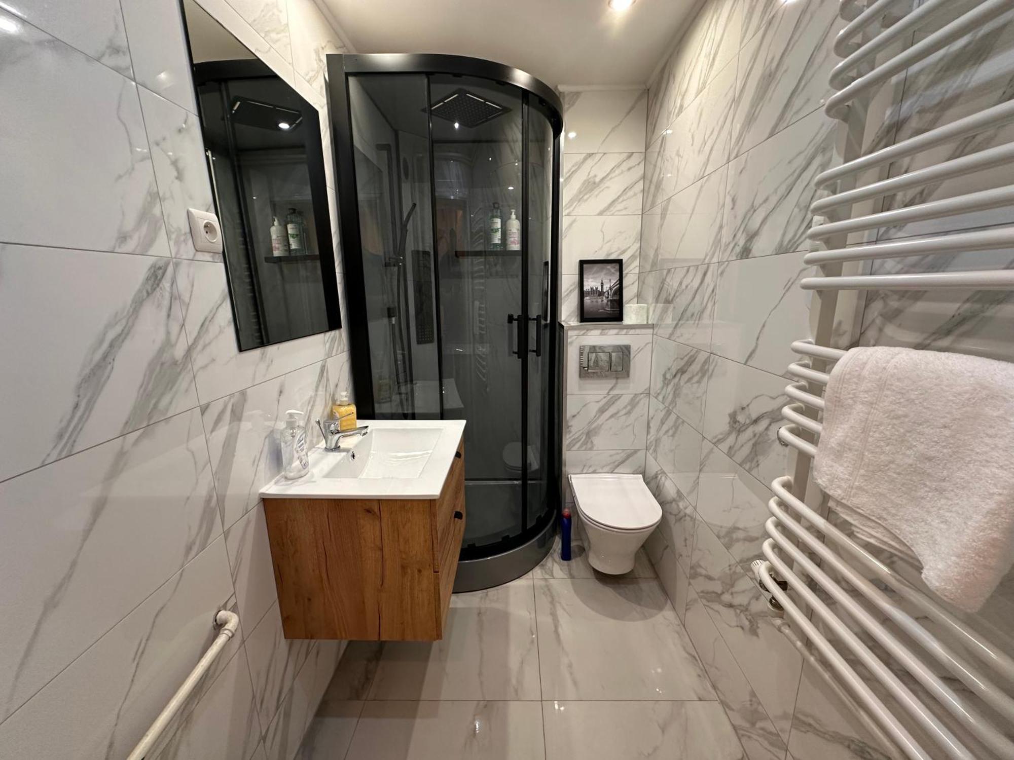 Apartamenty Ktw Central Station Κατοβίτσε Εξωτερικό φωτογραφία