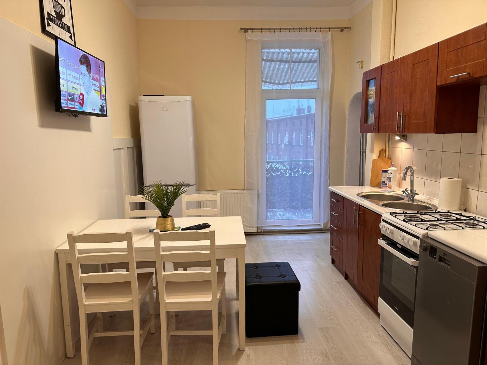 Apartamenty Ktw Central Station Κατοβίτσε Εξωτερικό φωτογραφία